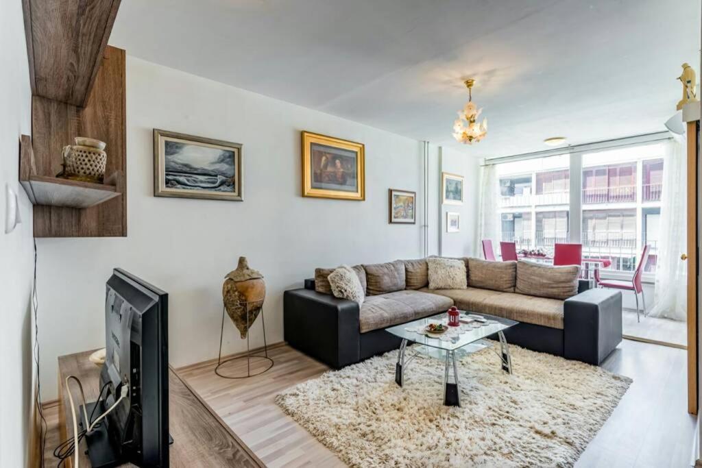 Apartment Tara Спліт Екстер'єр фото